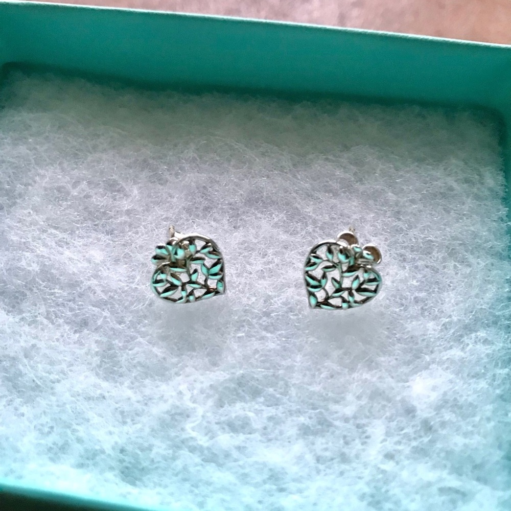 Tiffany & Co olive leaf heart earrings sterling silver